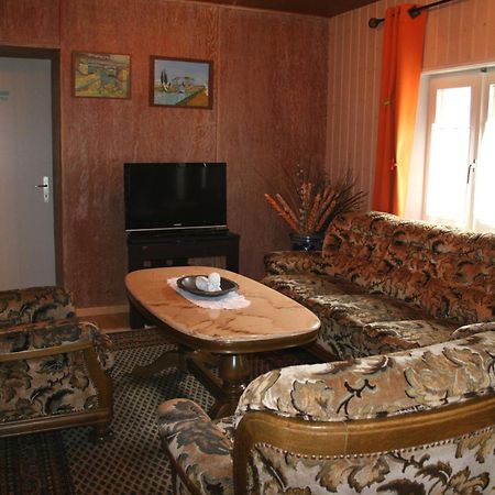 B&B Cafe De La Poste Agettes Bagian luar foto