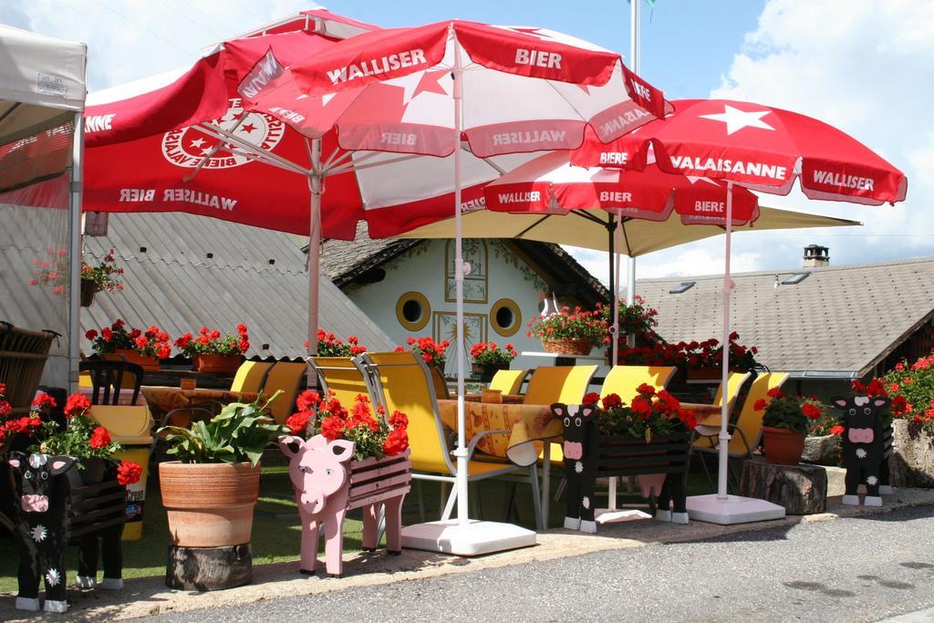 B&B Cafe De La Poste Agettes Bagian luar foto